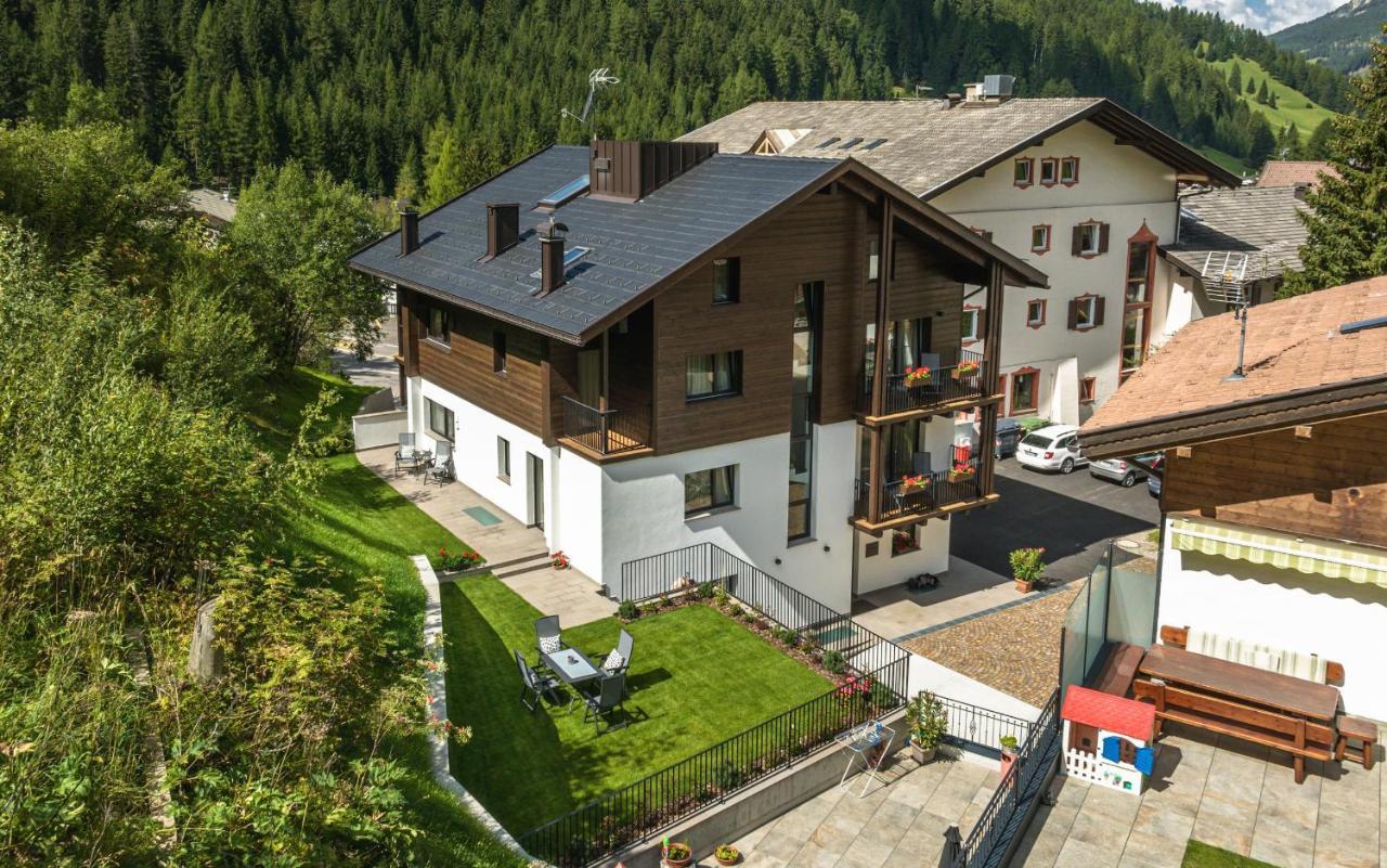 Chalet Miriam Selva di Val Gardena Luaran gambar